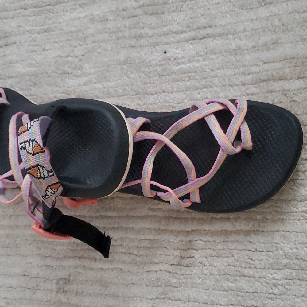 Chaco Sandals RARE Ice Cream pattern🍦💕🍦 - Picture 2 of 7